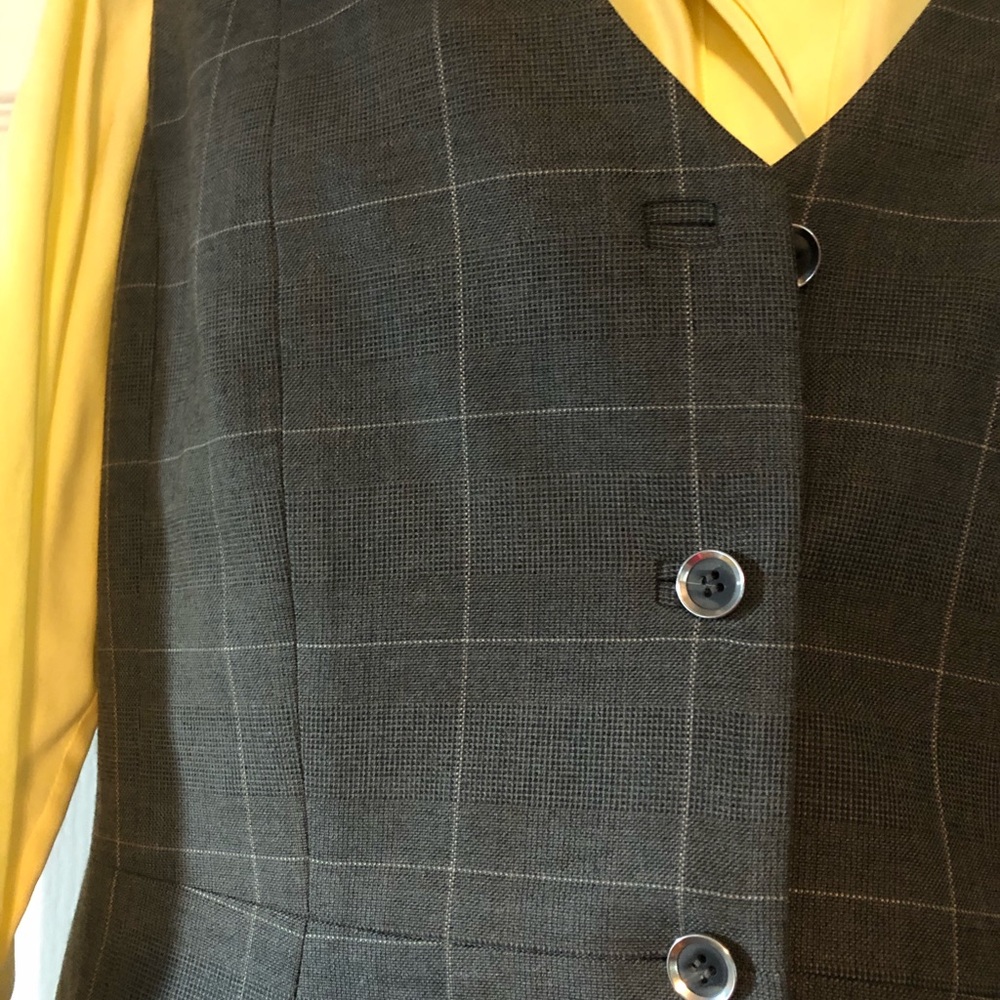 Antonio Melani like new VEST only. Size 14.